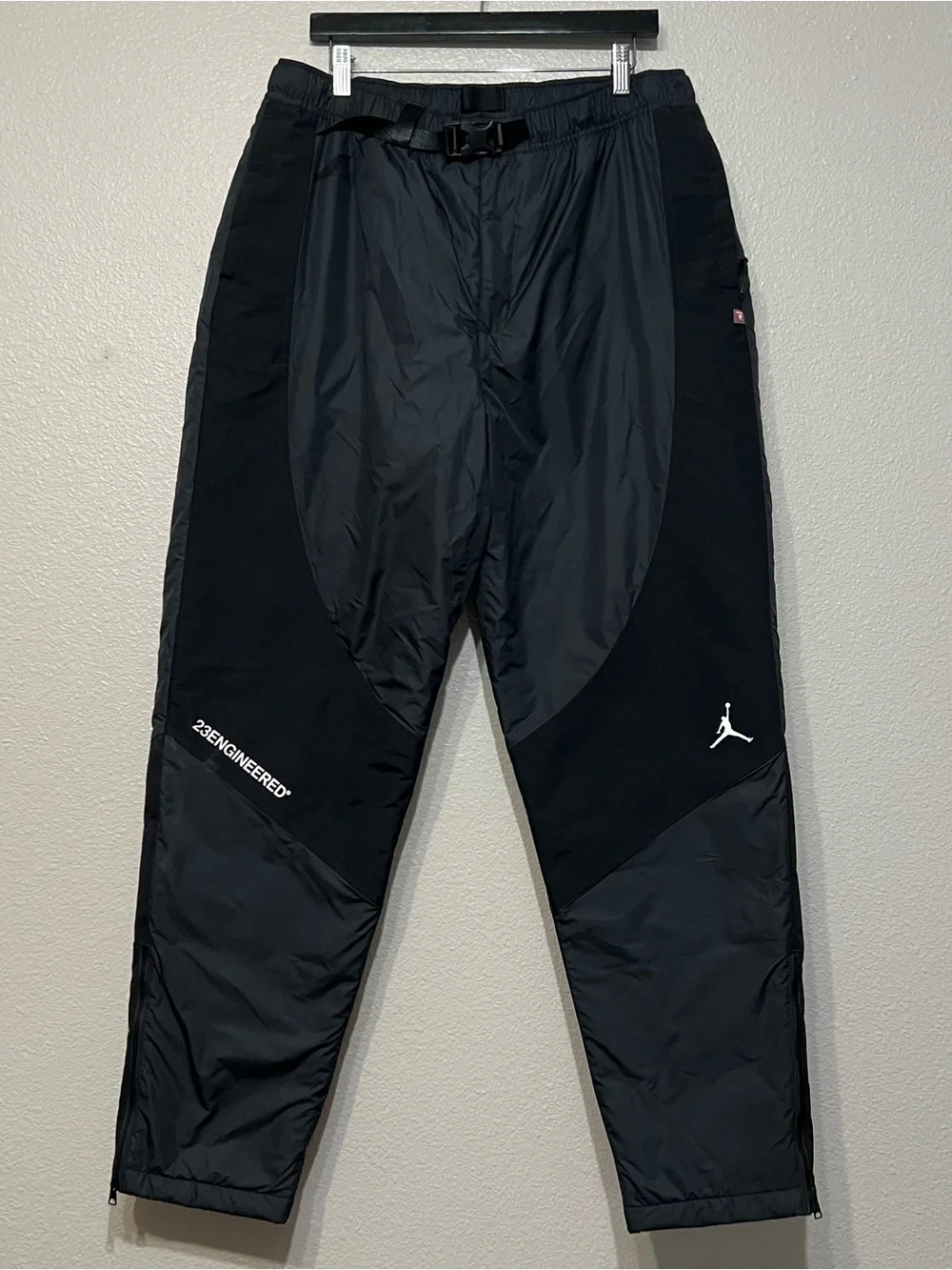 Nike Air Jordan 23 Engineered Insulated Primaloft Pants DC9658-010 Men's Large